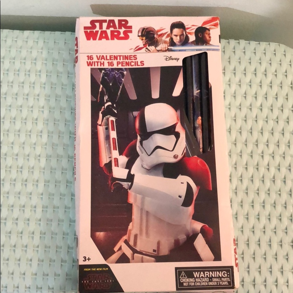 Star Wars Valentines Day Cards NEW